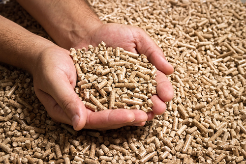 MDF-System-Einstreu-Check-Pellets